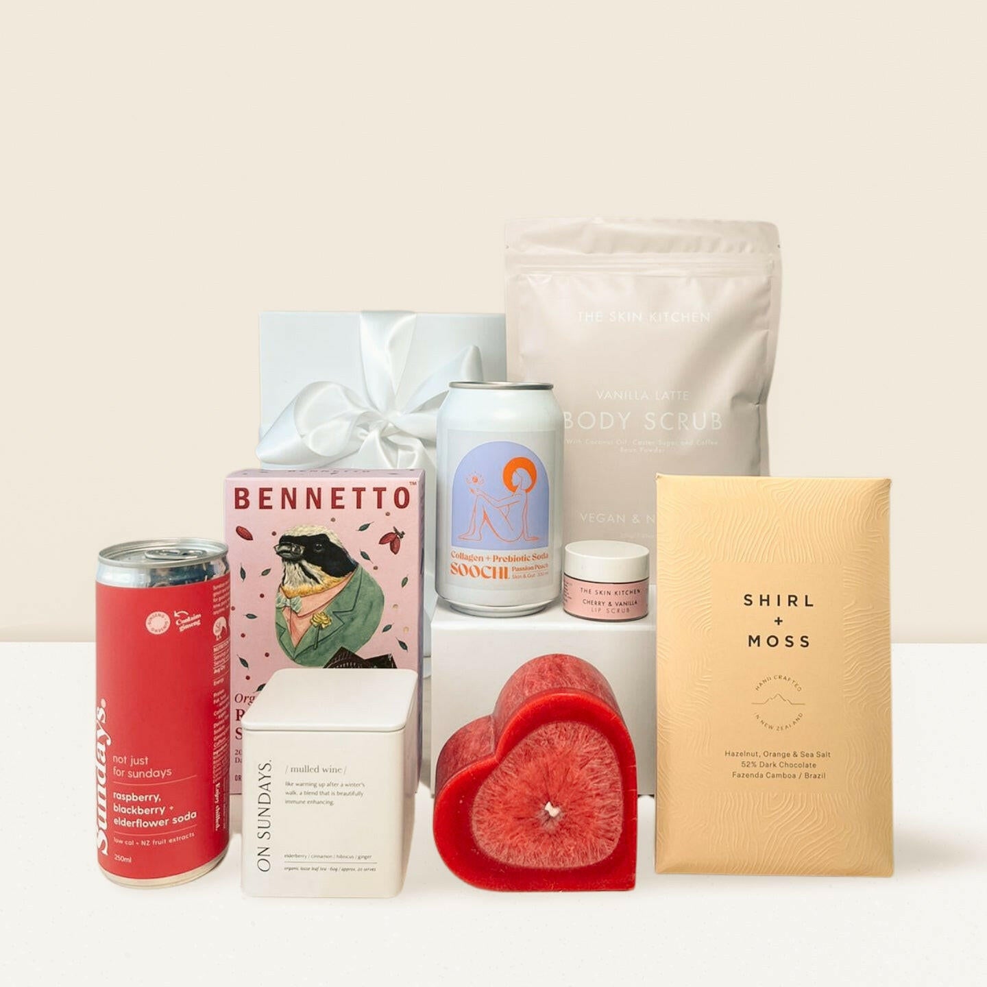 Cupids kiss self-care gift box